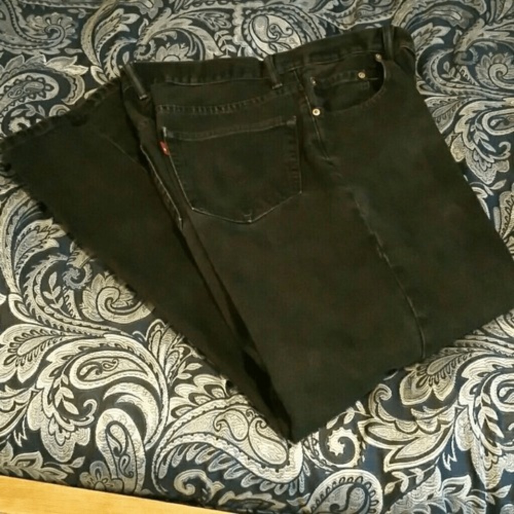 Levi's Black Relaxed Fit Jeans‎